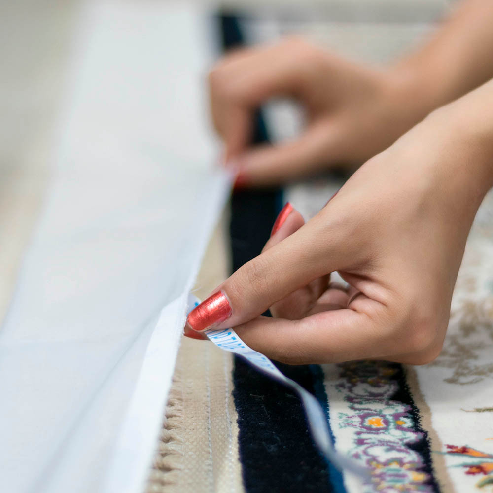 محافظ ریشه فرش 9 متری جنس حریر مدل Carpet Protector